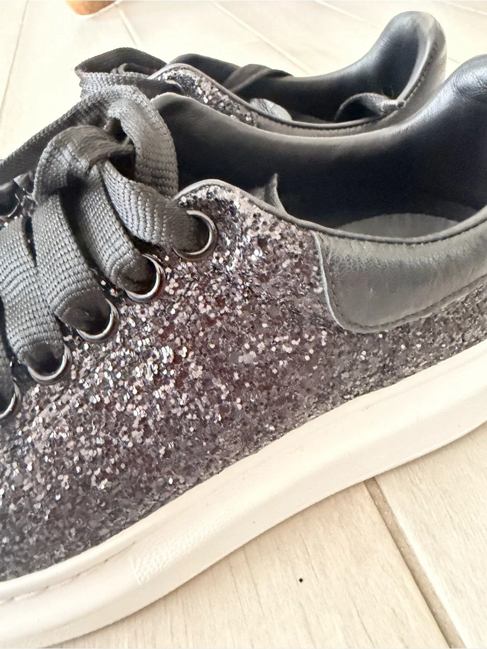 Alexander McQueen sparkling black